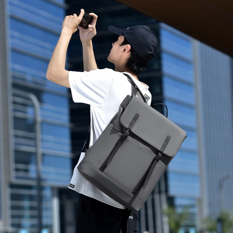 2026 Büyük Kapasiteli İş Seyah - Laptop Backpack 15.6 incelemesi ve fiyatı